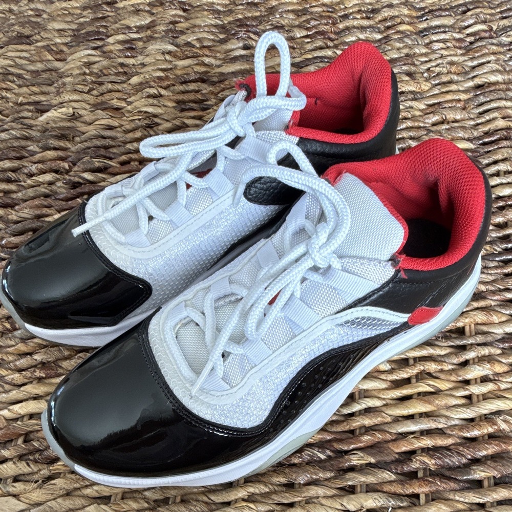 Jordan Air Jordan 11 CMFT Low Women's Sneakers White/Black/Red US 8 DQ0613-160